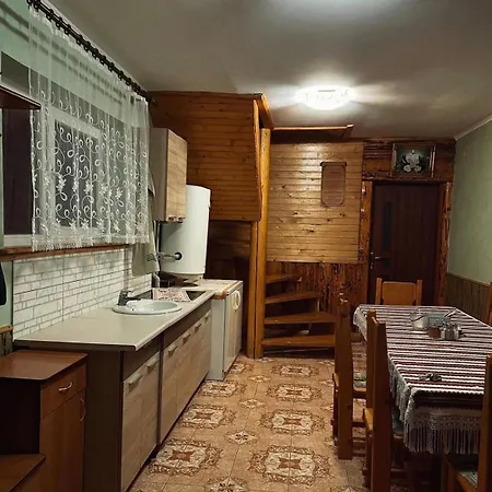 у олександра Kemping *